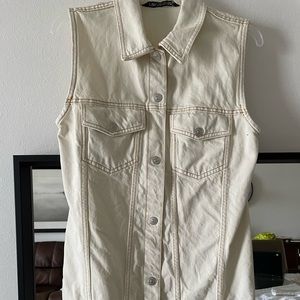 Denim dress from Zara.